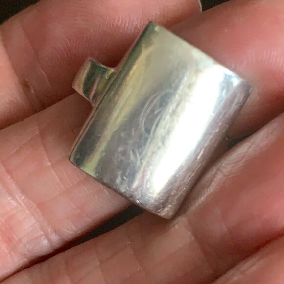 Sterling SETA Signet Ring - Picture 7 of 7